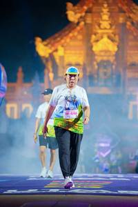 BIB: 446
                            <button type="button" onclick="openModal(22479417)" class="btn btn-primary btn-sm float-right btn-popup" data-toggle="modal" data-target=".modal-high-quality">
                        <i class="fas fa-shopping-cart"></i> Add to Cart
                    </button>
                                            <button type="button" onclick="isThisMe(22479417, true)" class="btn btn-success btn-sm float-right btn-popup btn-isme hidden" data-toggle="tooltip" data-placement="bottom" title="นี่คือรูปของคุณใช่ไหม คลิกที่นี่เพื่อเอาเข้าอัลบั้ม">
                        <i class="fas fa-plus"></i> Add to album
                    </button>
                    <button type="button" onclick="isThisMe(22479417, false)" class="btn btn-warning btn-sm float-right btn-popup btn-isnotme hidden">
                        <i class="fas fa-ban"></i> Remove from album
                    </button>